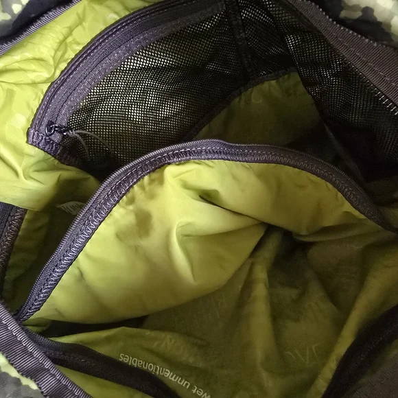 🥰24hr Sale🥰Lululemon bag - Picture 7 of 11